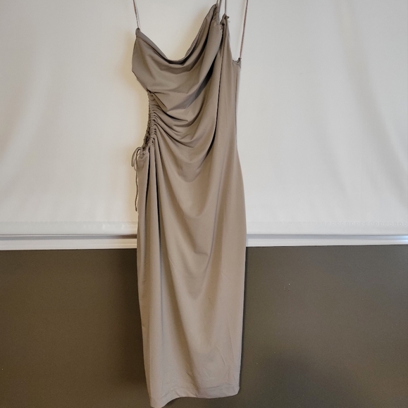 NWT Dynamite one-shoulder bodycon dress - Picture 3 of 3